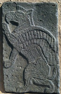 Exposition “Les dieux sauvés de Tell Halaf”. Pargamonmuseum Berin. Bas reliefs